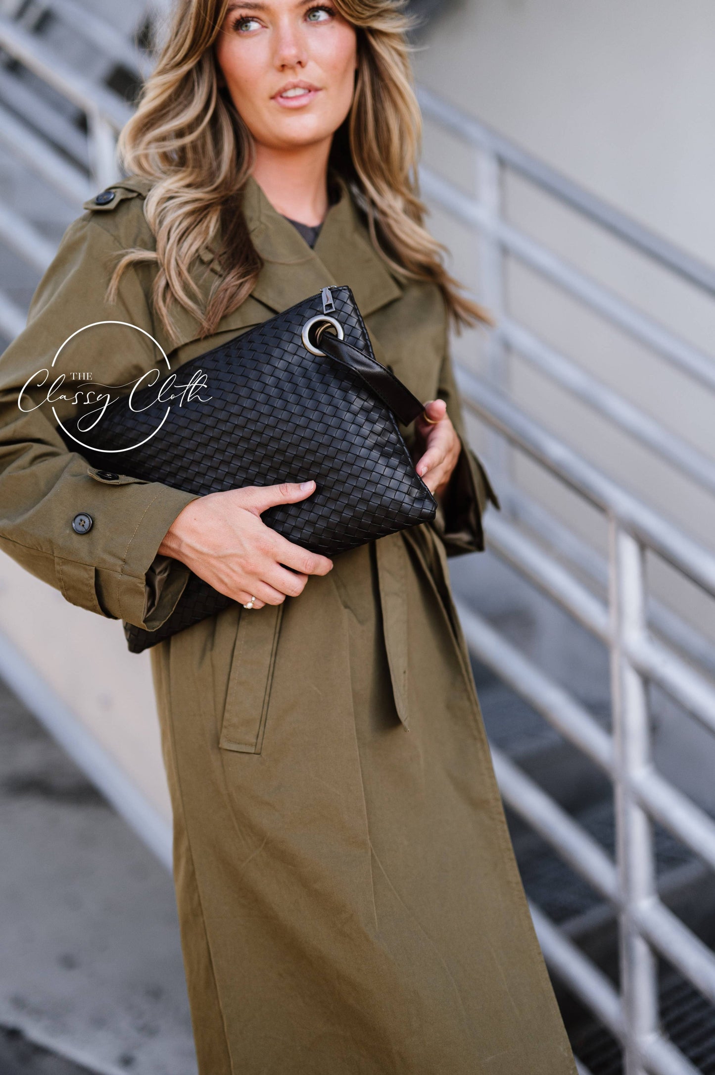 Trendy Clutch - Weave Black