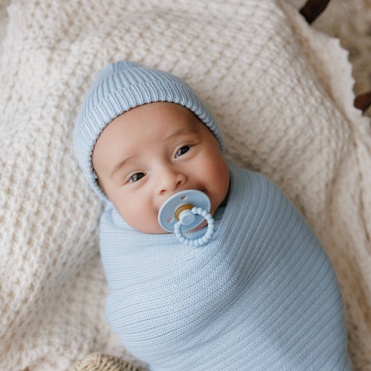 Luladream Pacifier and Clip Set for Baby Comfort and Convenience