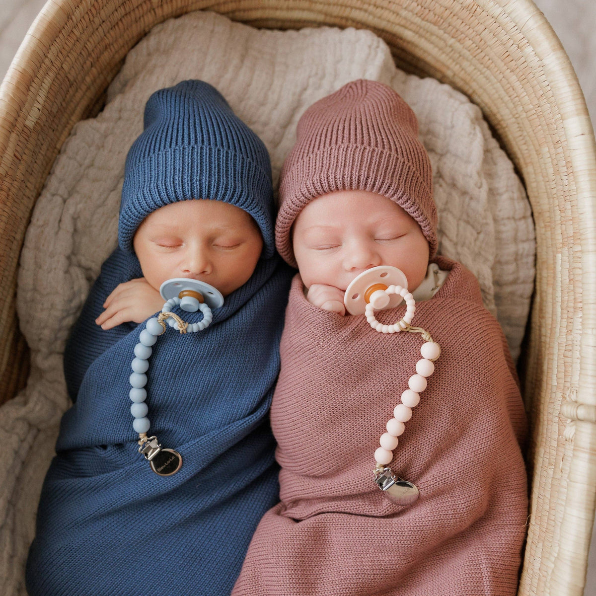 Luladream Pacifier and Clip Set for Baby Comfort and Convenience