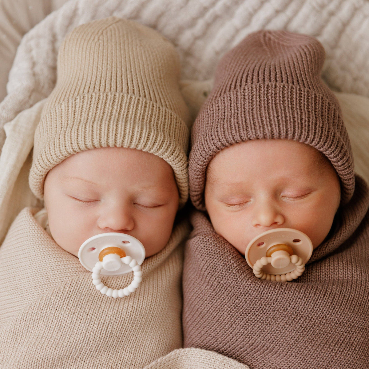 Luladream Pacifier and Clip Set for Baby Comfort and Convenience