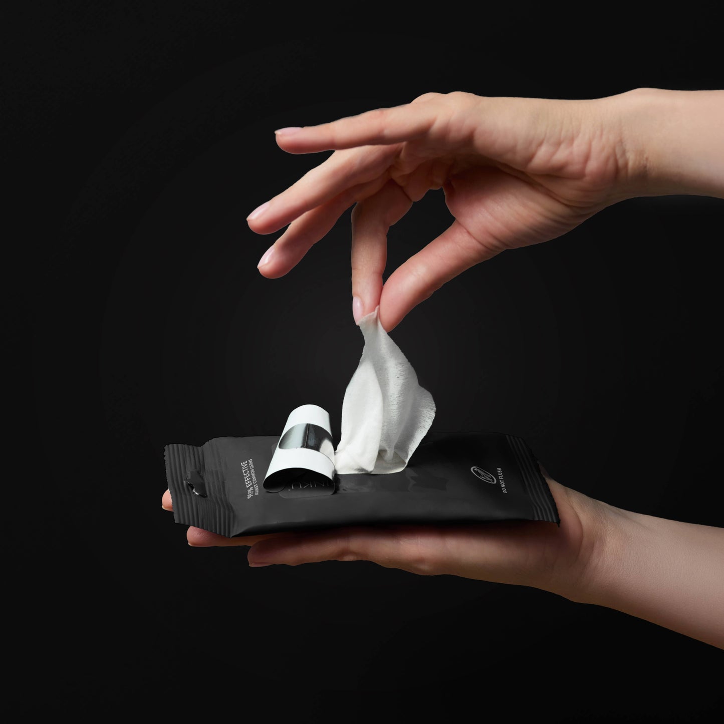 Bergamot Nourishing Hand Sanitizing Travel Wipes