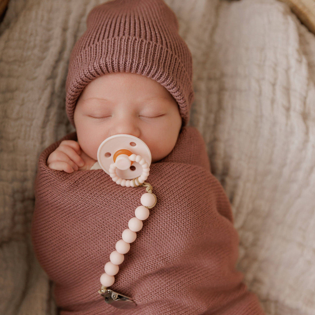 Luladream Pacifier and Clip Set for Baby Comfort and Convenience