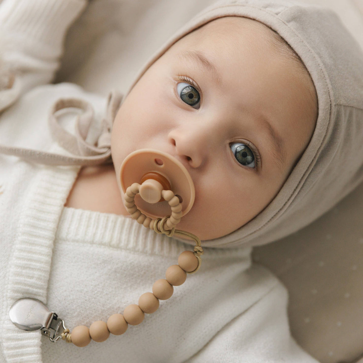 Luladream Pacifier and Clip Set for Baby Comfort and Convenience