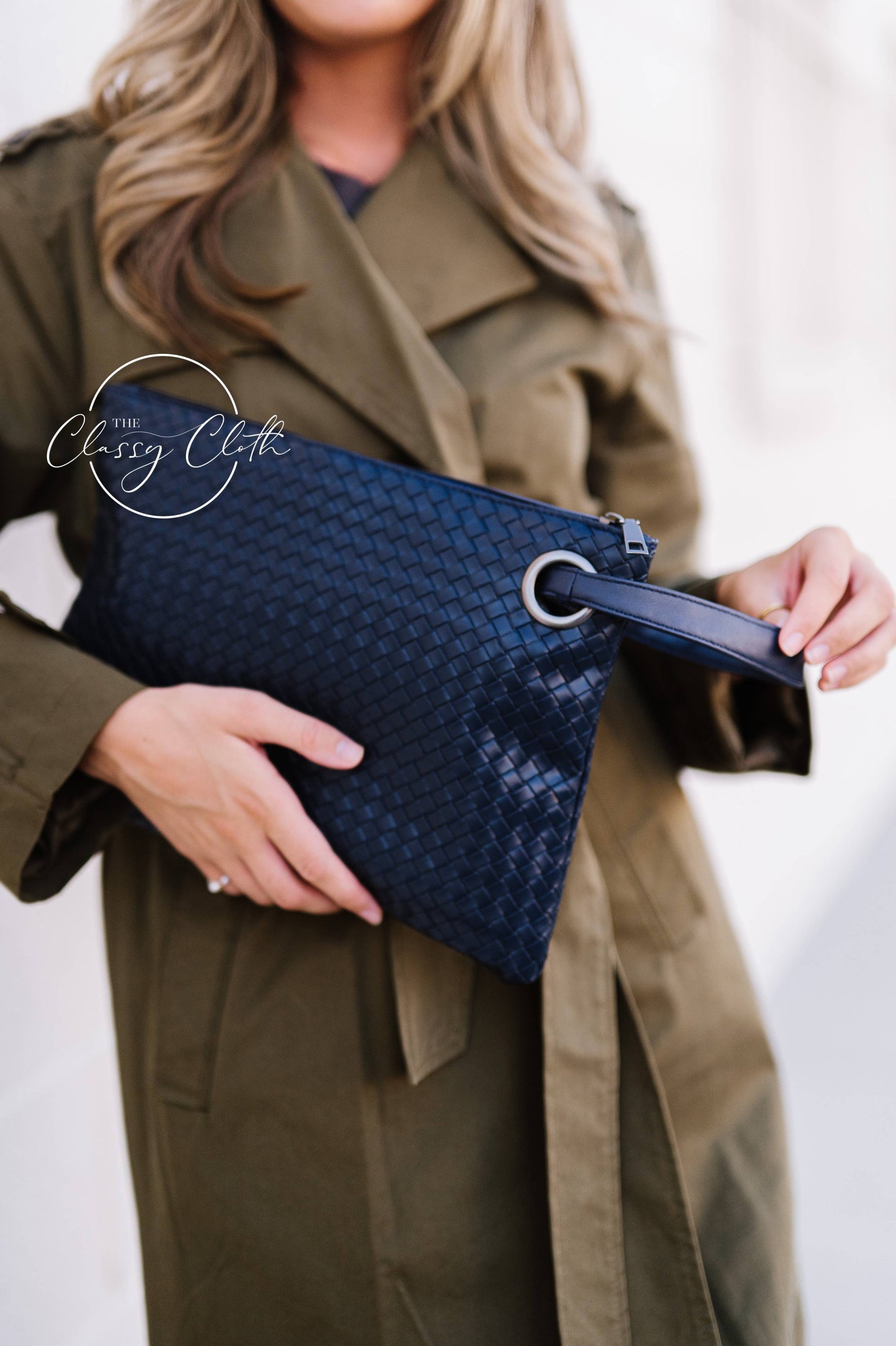 Trendy Clutch - Weave Navy
